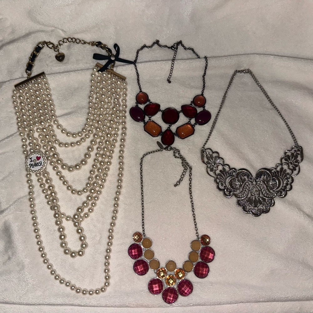 Vintage Necklace Lot